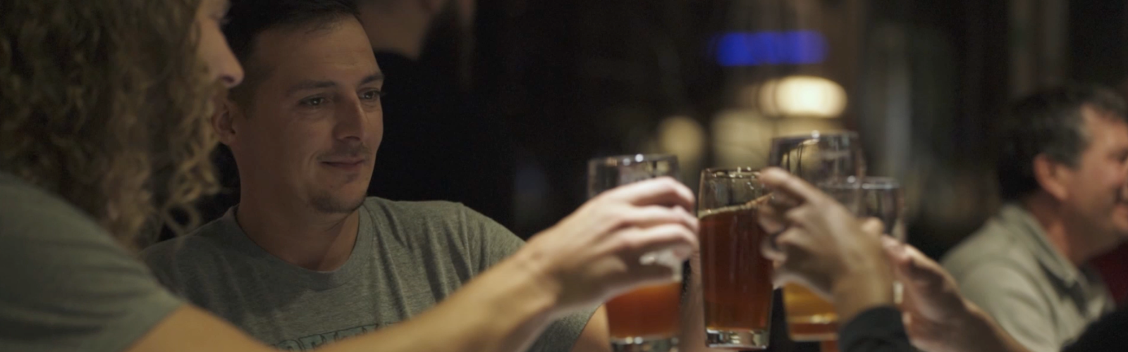 3 dogs brewery toast