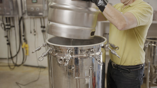 How to Clean and Fill Beer Kegs