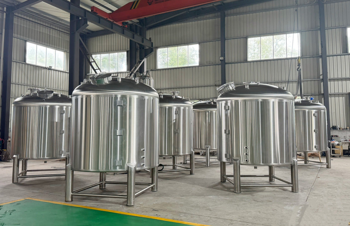 Custom stainless steel seaweed processing vessel with agitator