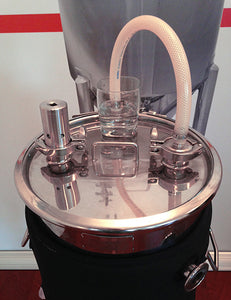 Beer fermenter vacuum and pressure relief valve